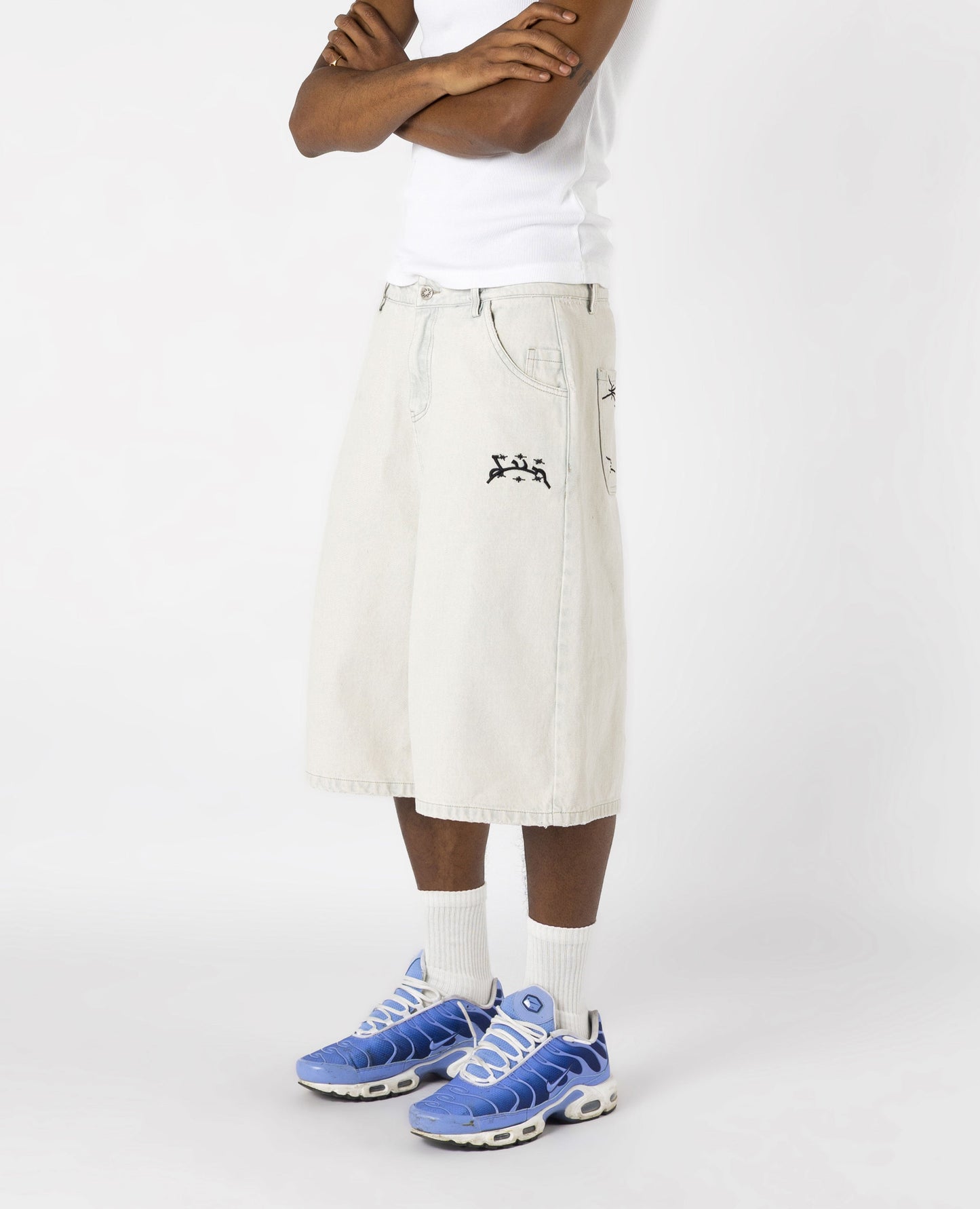 WHITE DENIM JORT