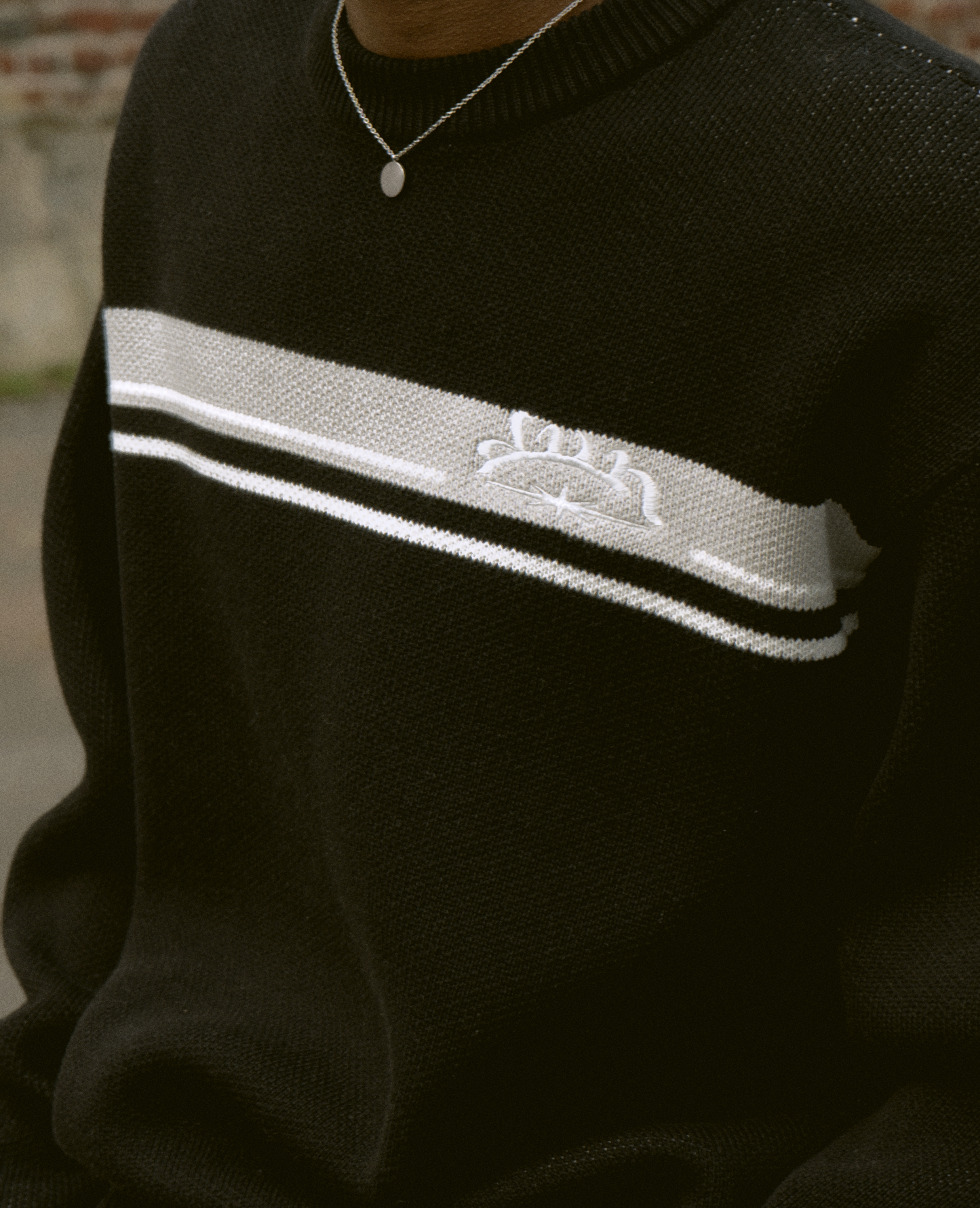 DARK LINE KNIT
