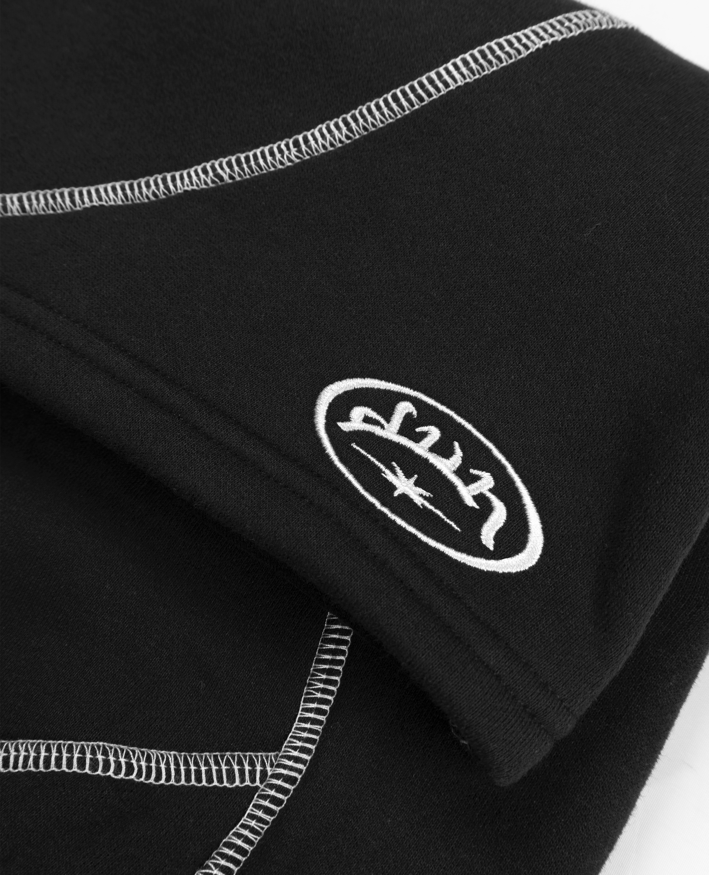 BLACK SHORT LINES