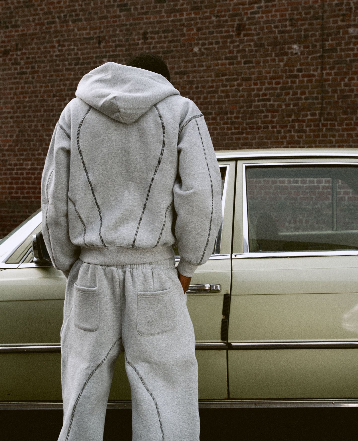 GREY LINE ZIP