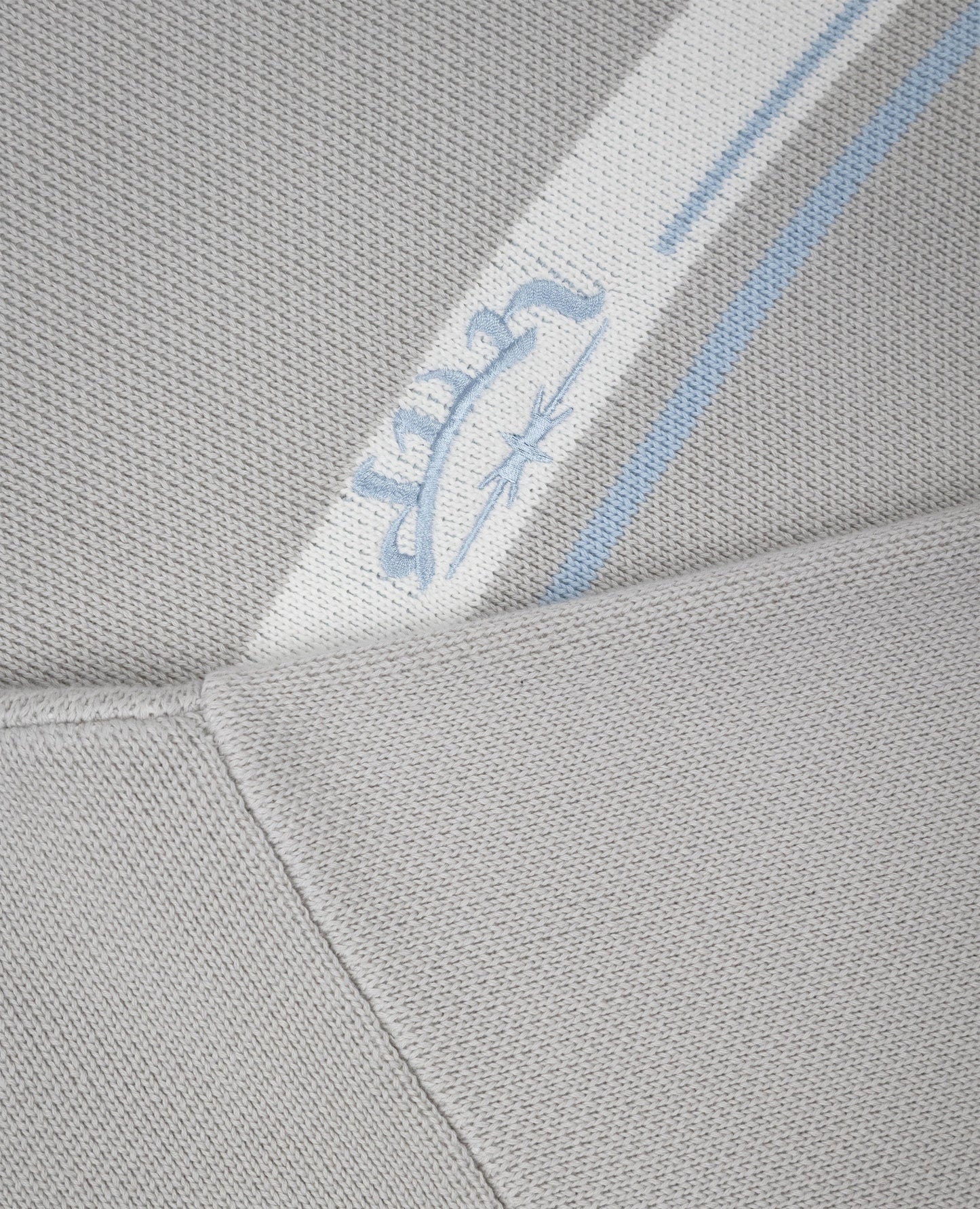 GREY LINE KNIT