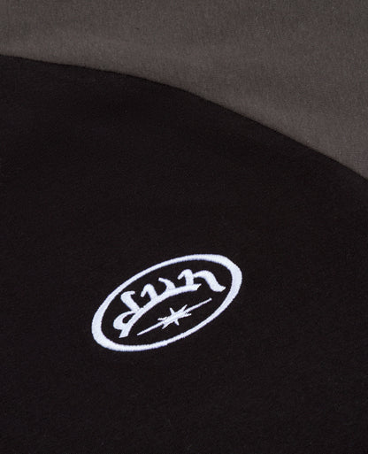BLACK FUTURA1 RAGLAN T-SHIRT