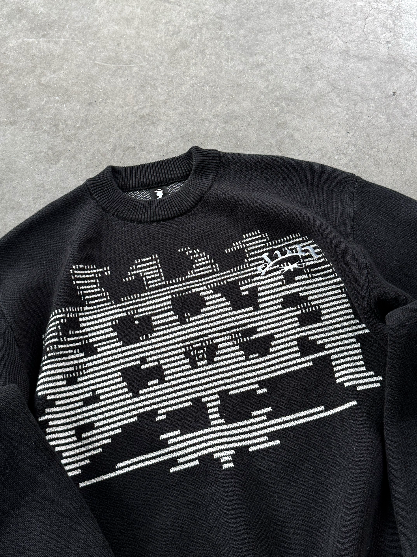 BLACK STRAT KNIT