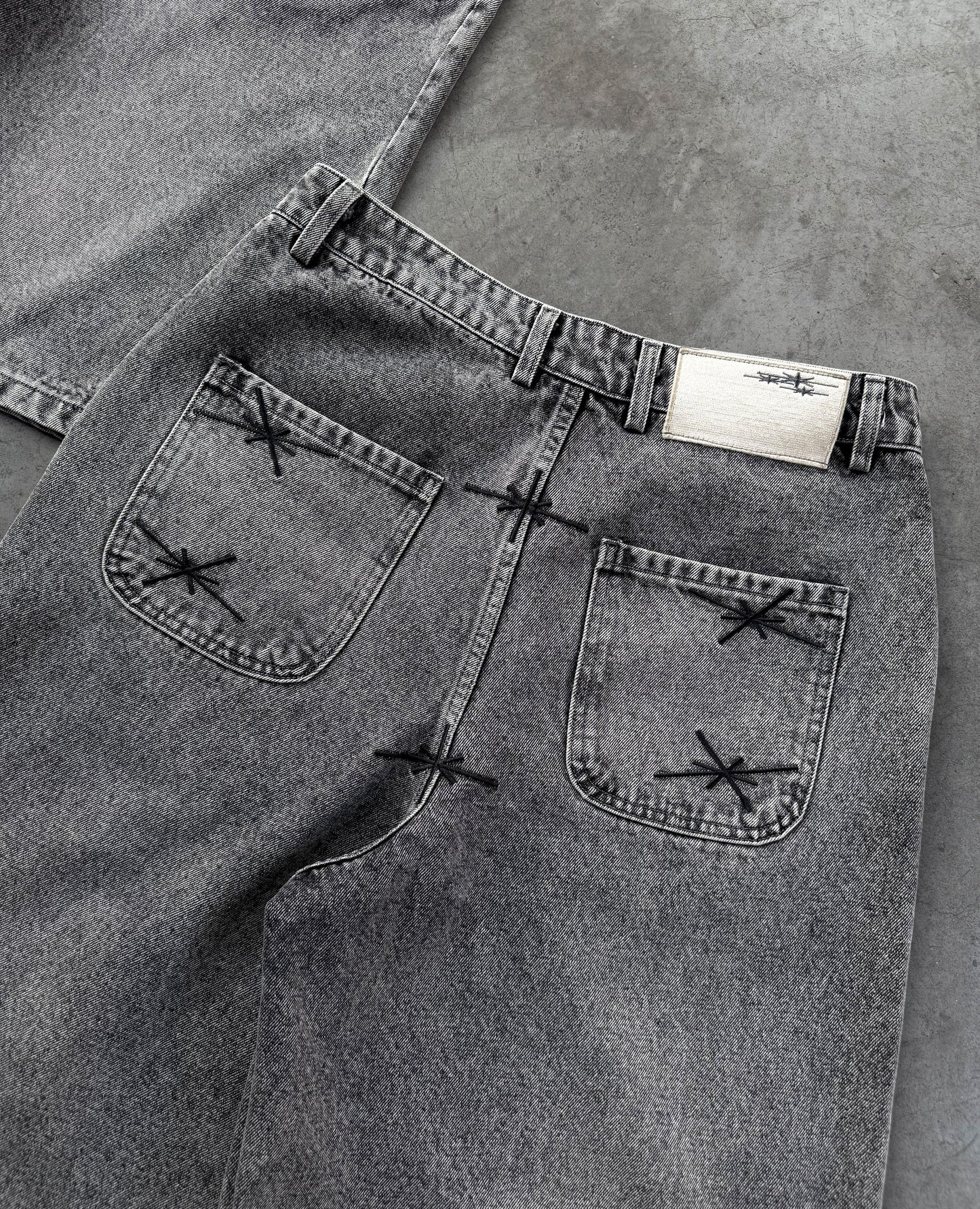 GREY DENIM JORT